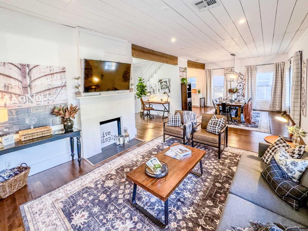New White On Columbus Family Gathering Place image