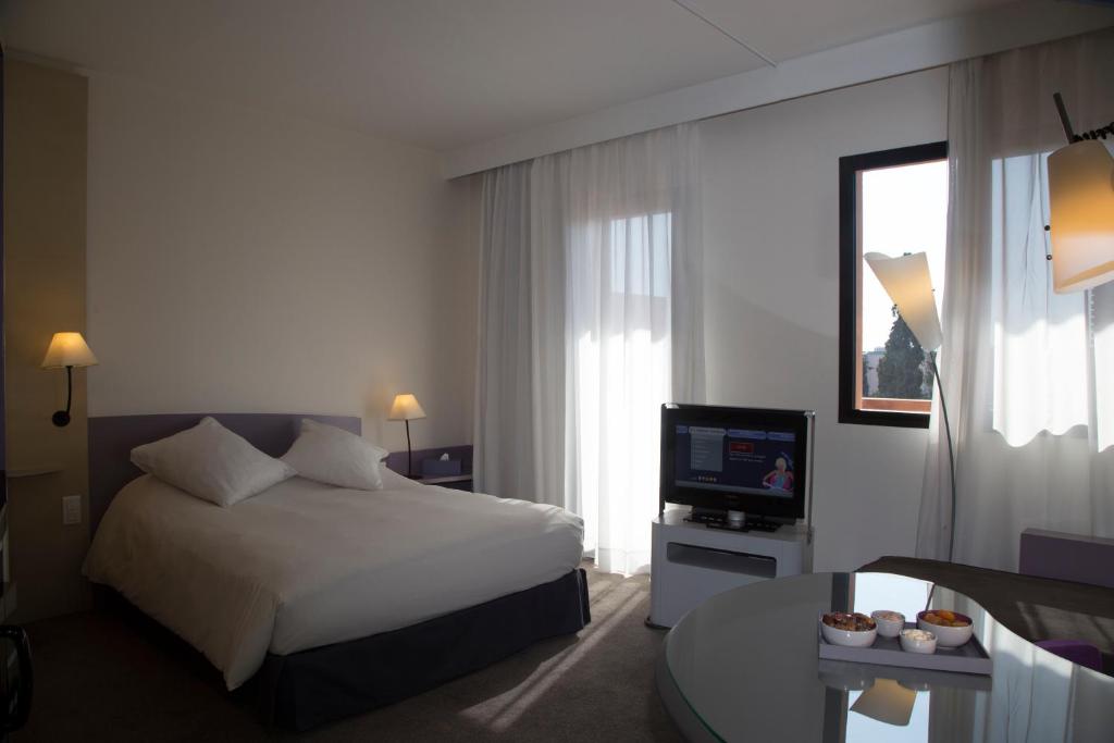 Двухместный (Двухместный номер Делюкс с 1 кроватью и балконом), Novotel Marrakech Hivernage