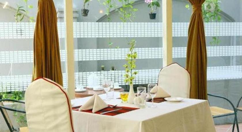 Nha Khach Quoc Hoi Ho Chi Minh