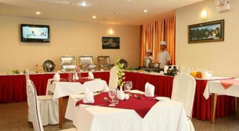 Nha Khach Quoc Hoi Ho Chi Minh