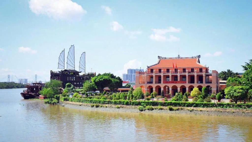 The Passion Suite Hotel-Bui Thi Xuan Street