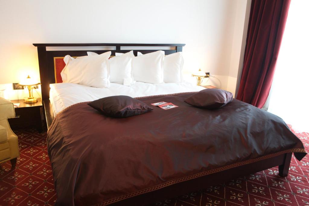 Апартаменты (Представительские апартаменты), Phoenicia Grand Hotel