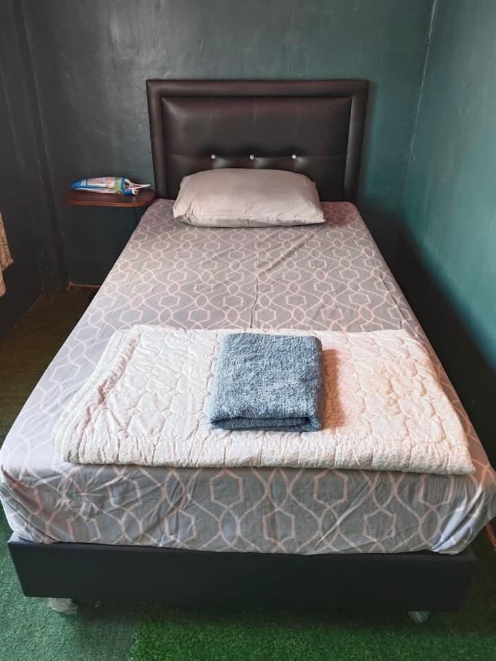 Banphe​ Hostel Room Type - Bed in 4-Bed Female Dormitory Room