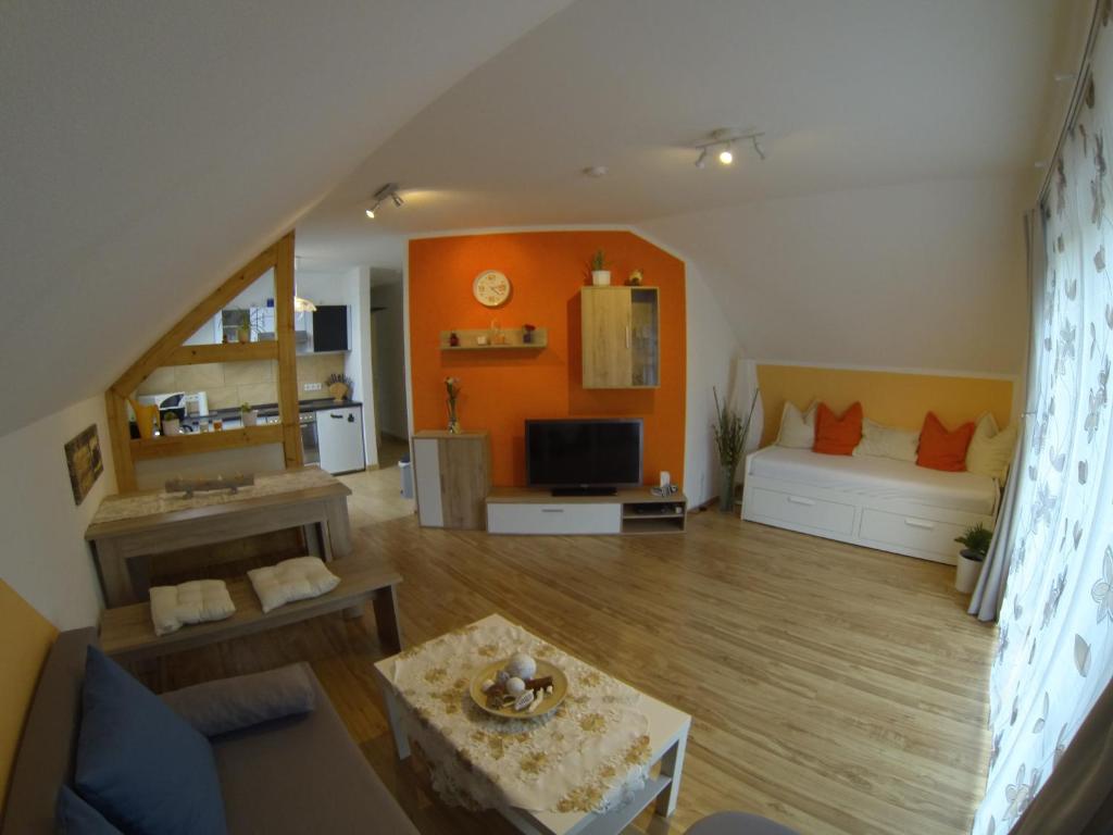 Ferienwohnung Unterwellenborn photo 2