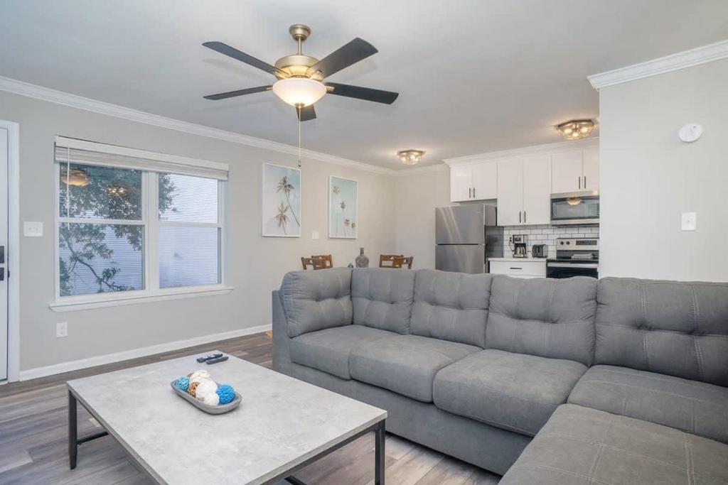Hillside Cove - Sail Suite image