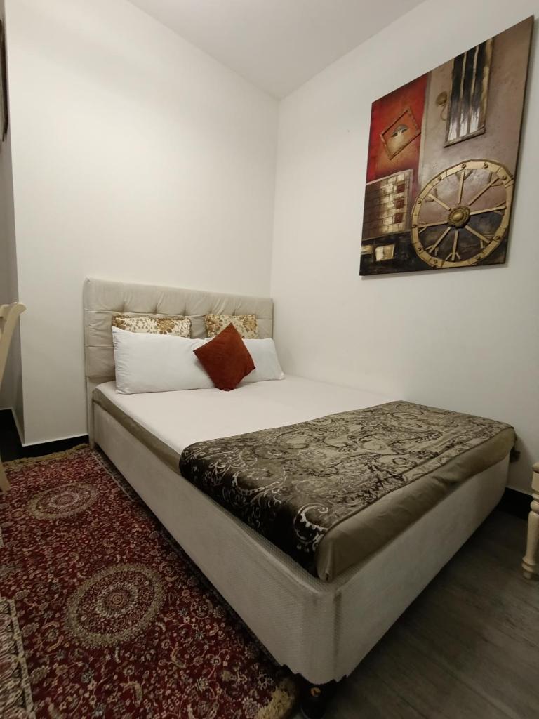 entire Luxury and family One Bed Room living Room in front Of Beach photo 3