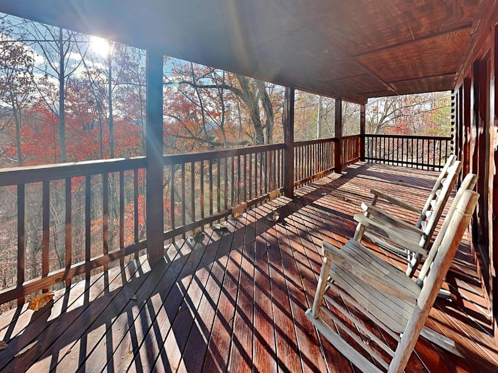 Hawks Point Lodge image