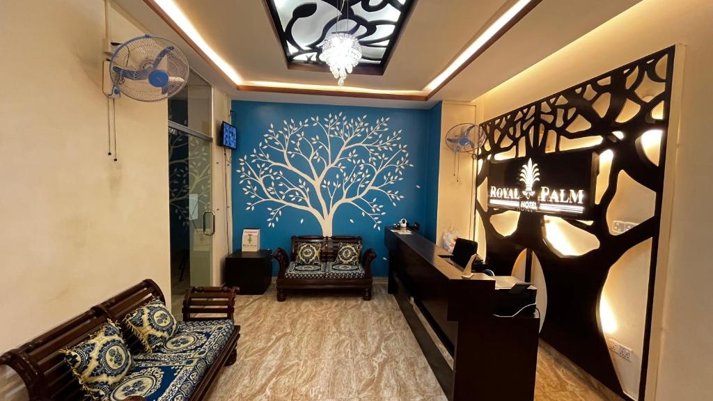 Hotel Royal Palm photo 2