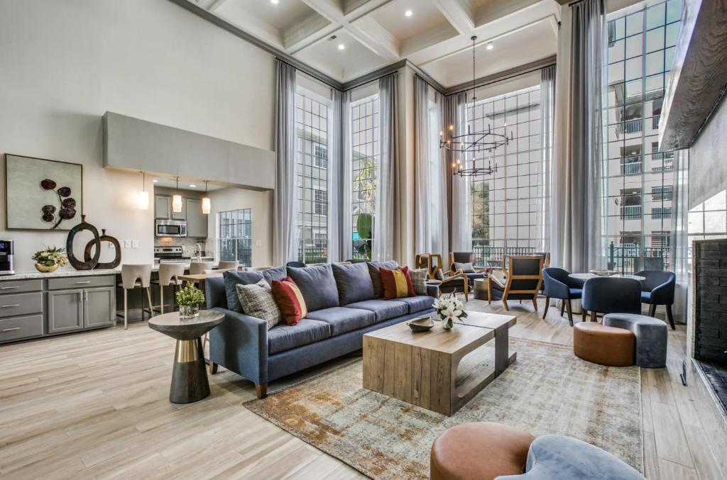 Resort Style Apt/Home in Houston Medical Centre image