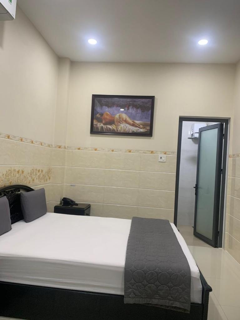 Khách sạn Thiên Các Qn