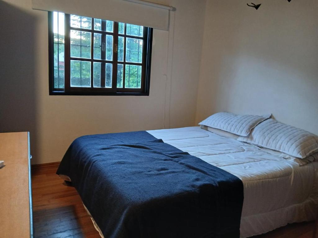 Cómoda habitación con baño completo en una casa del Bajo de San Isidro