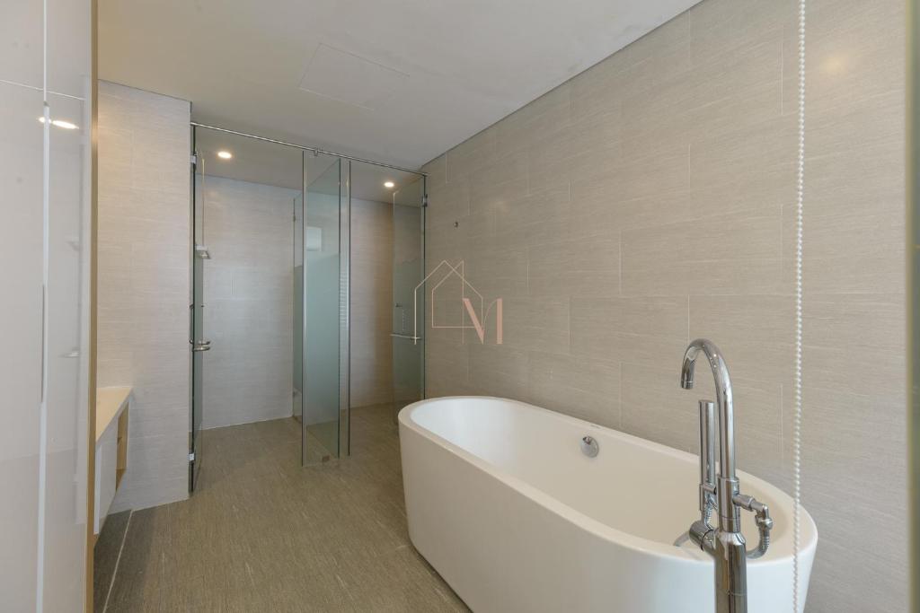 Căn Hộ 3 Phòng Ngủ Trung Tâm