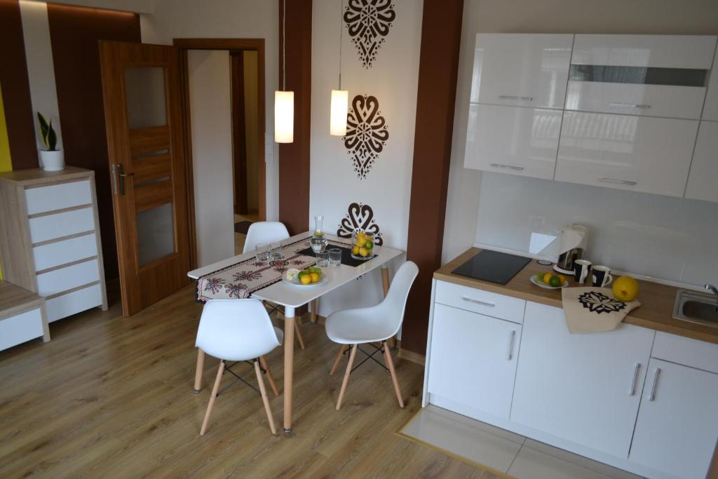 Апартаменты (Апартаменты с балконом), U Lampy