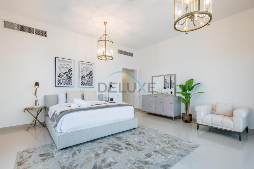 Elegant 4BR Villa with Assistant Room in Al Dana Island, Sharm, Fujairah by Deluxe Holiday Homes photo 3