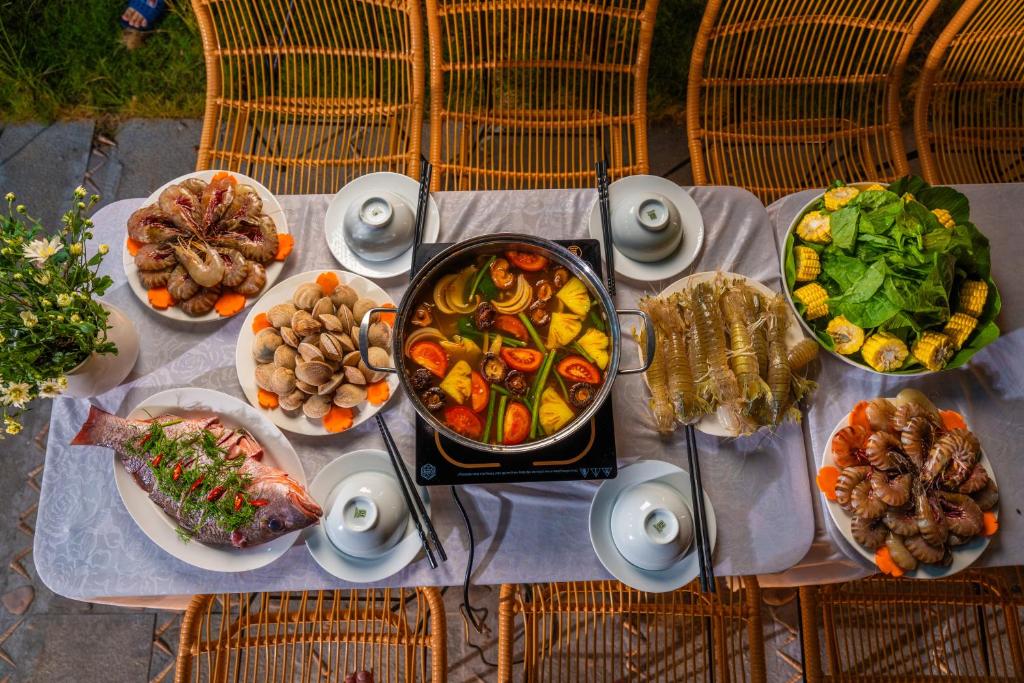 Rocky Mountain Homestay Cat Ba