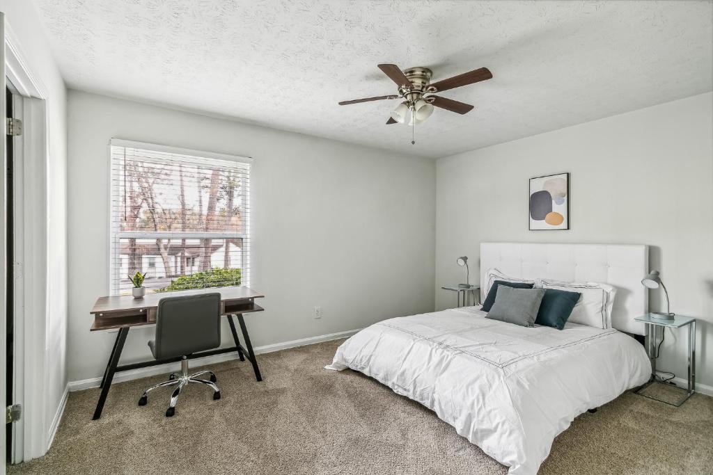 Halsten At Vinings 309 Spacious 1 Bed 1 Bath image