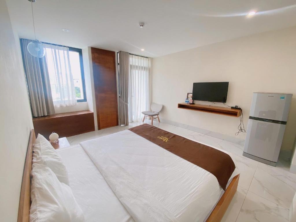 OYO 541 Maple Suite Hotel