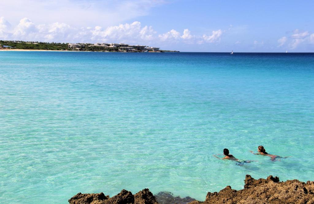 Carimar Beach Club photo 1