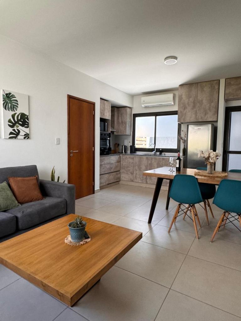 Departamento con hermoso jardin photo 1