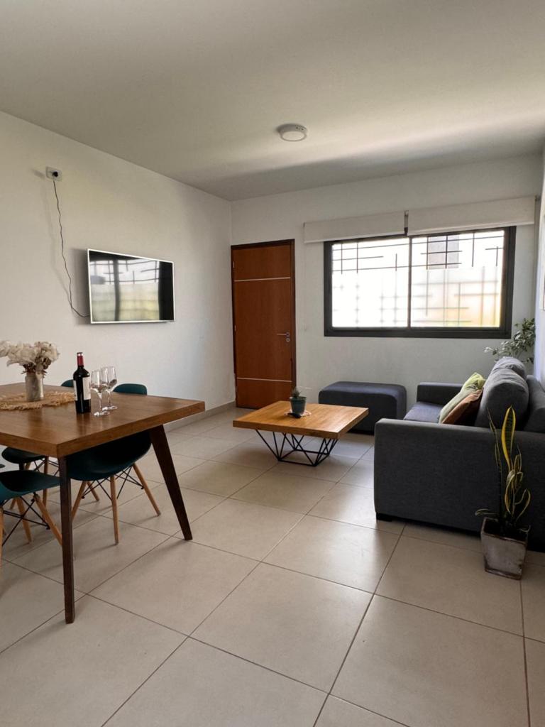Departamento con hermoso jardin photo 4