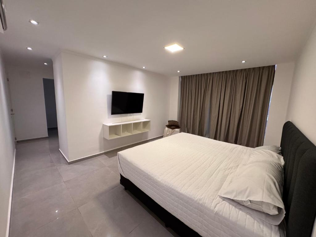 Departamento de 150 m2 -Second Home- en Edificio Marwa, Posadas photo 1