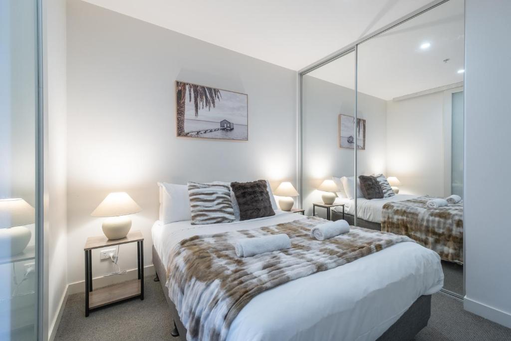 Convenience 2br1ba Apartment Mel Cbd With Study photo 4