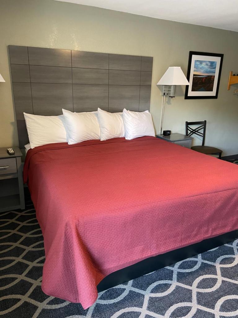 Embassy Inn Motel image