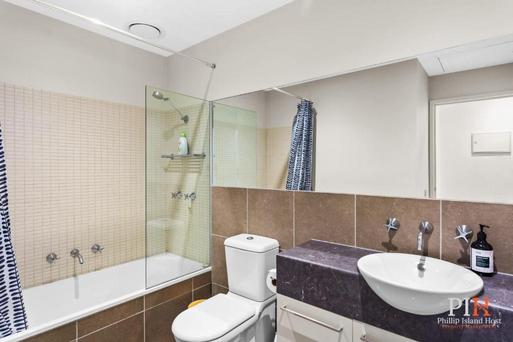 All the Views 2 Bedroom App San Remo photo 3