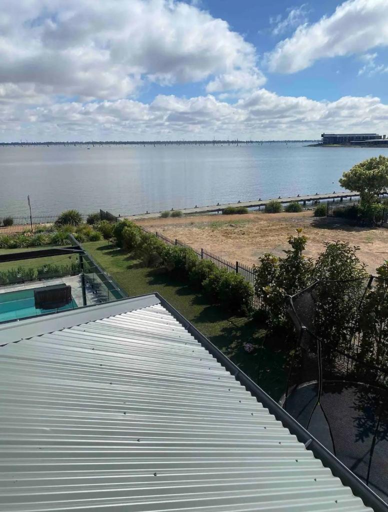 Lakehouse photo 3