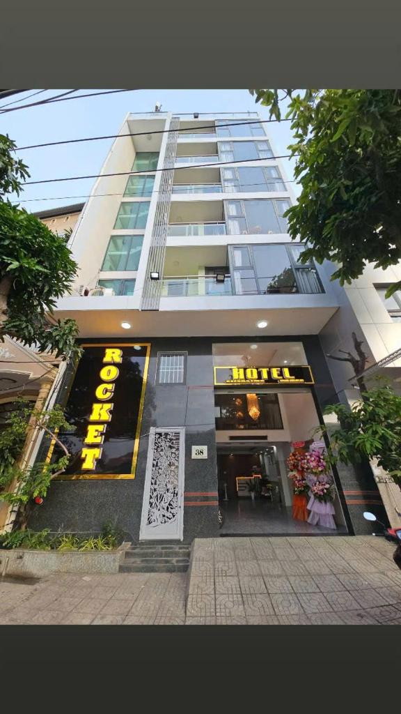 Hotel Rocket