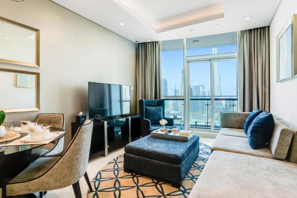 2 Bedrooms with Iconic Burj Khalifa Views Stay photo 3