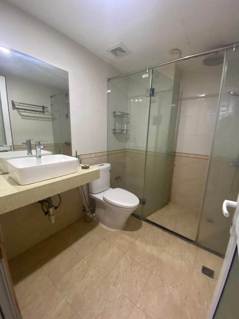 Lake view studio apartment