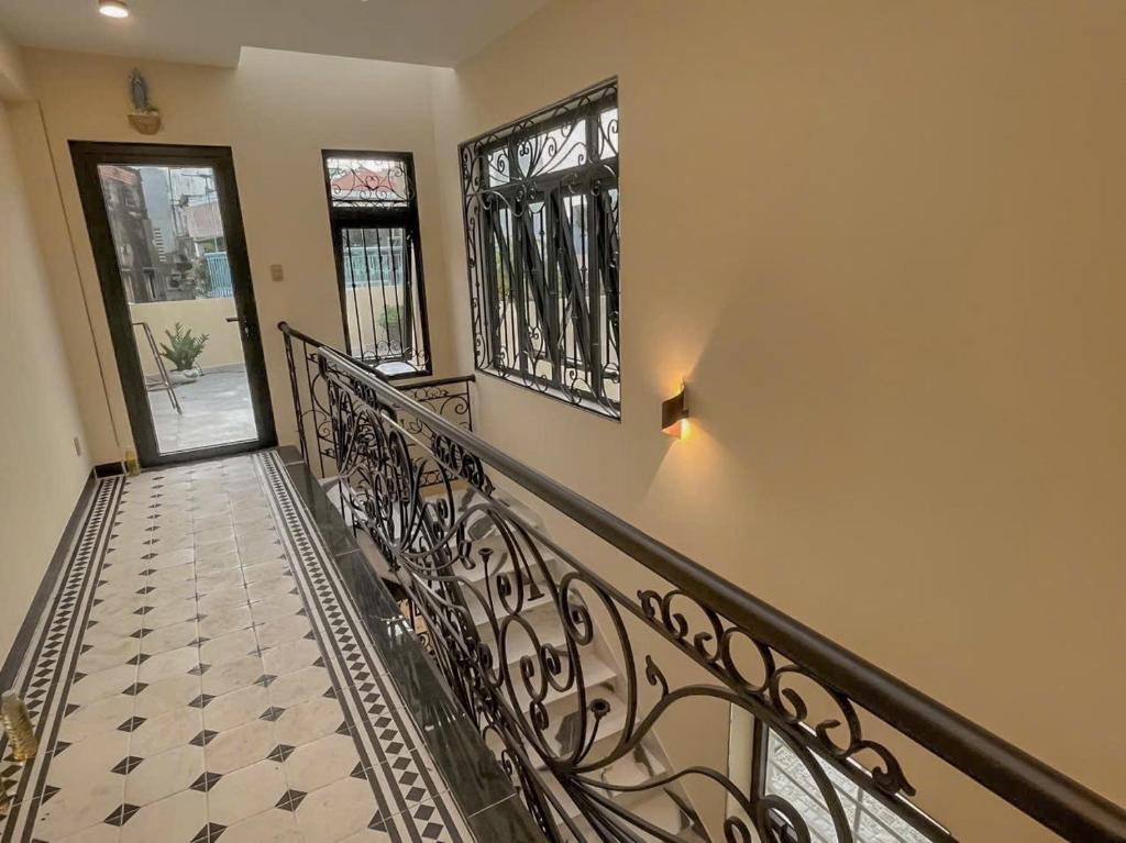 GRAND NEW -LUXURIOUS 5 BRs HOUSE IN DISTRICT 1