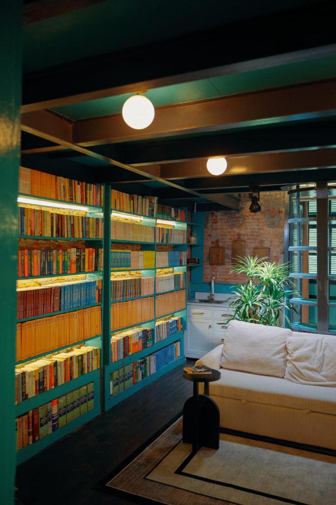 Almanach House Đinh Lễ