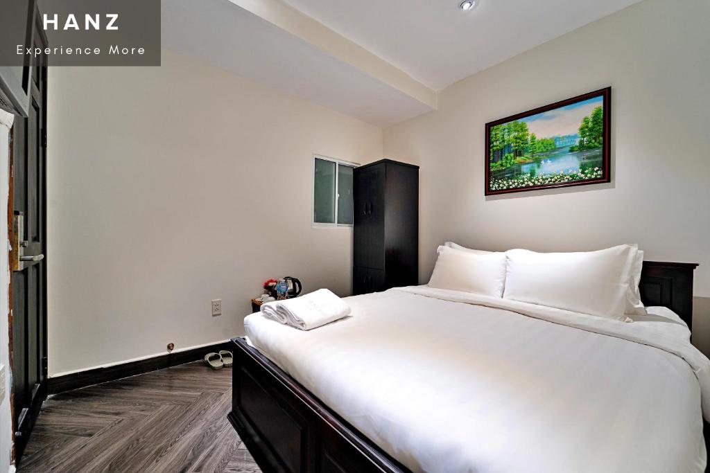 HANZ 175 Charisse Hotel