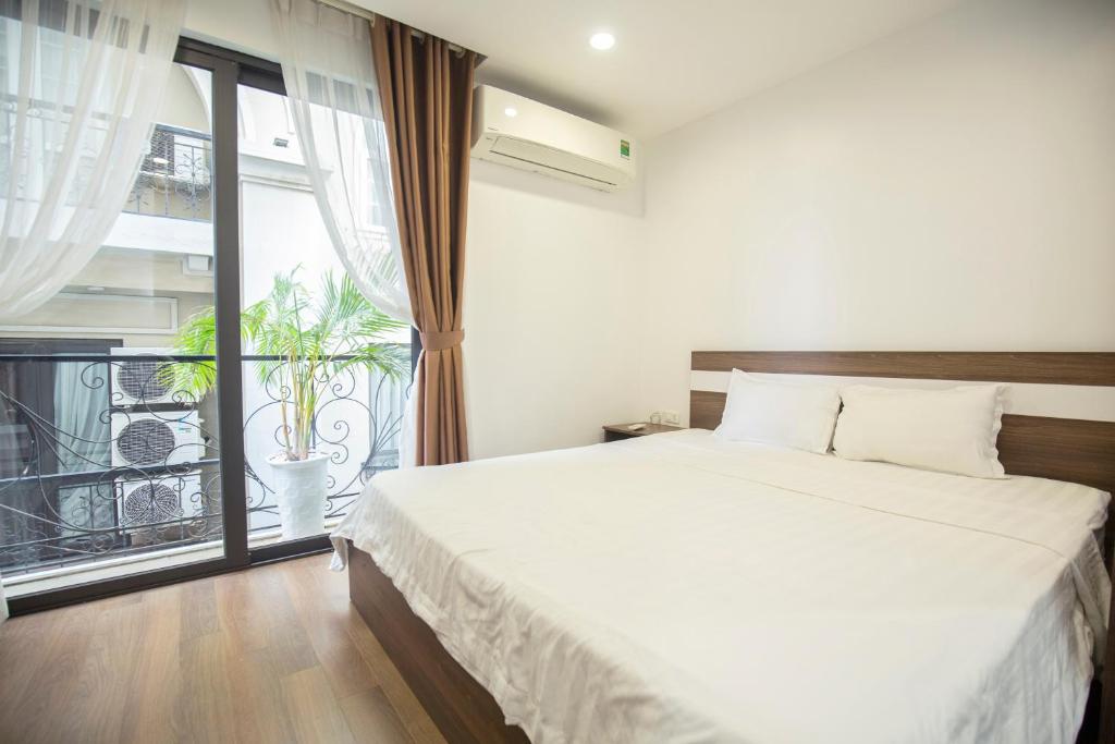 Sumitomo 18 Apartment - Lane 551 Kim Ma street