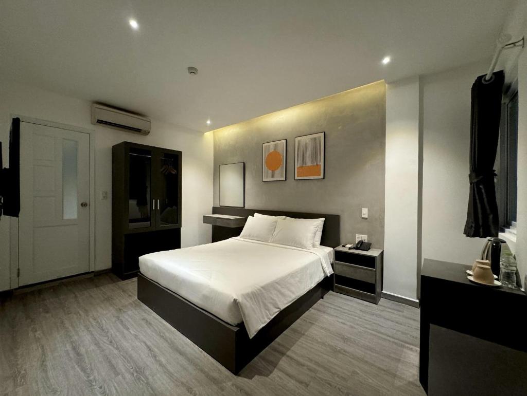 The Daily Stay Hotel