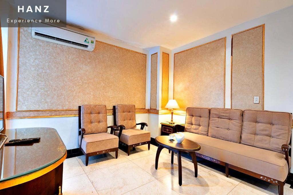 HANZ 345 Business Suite Grand Residence