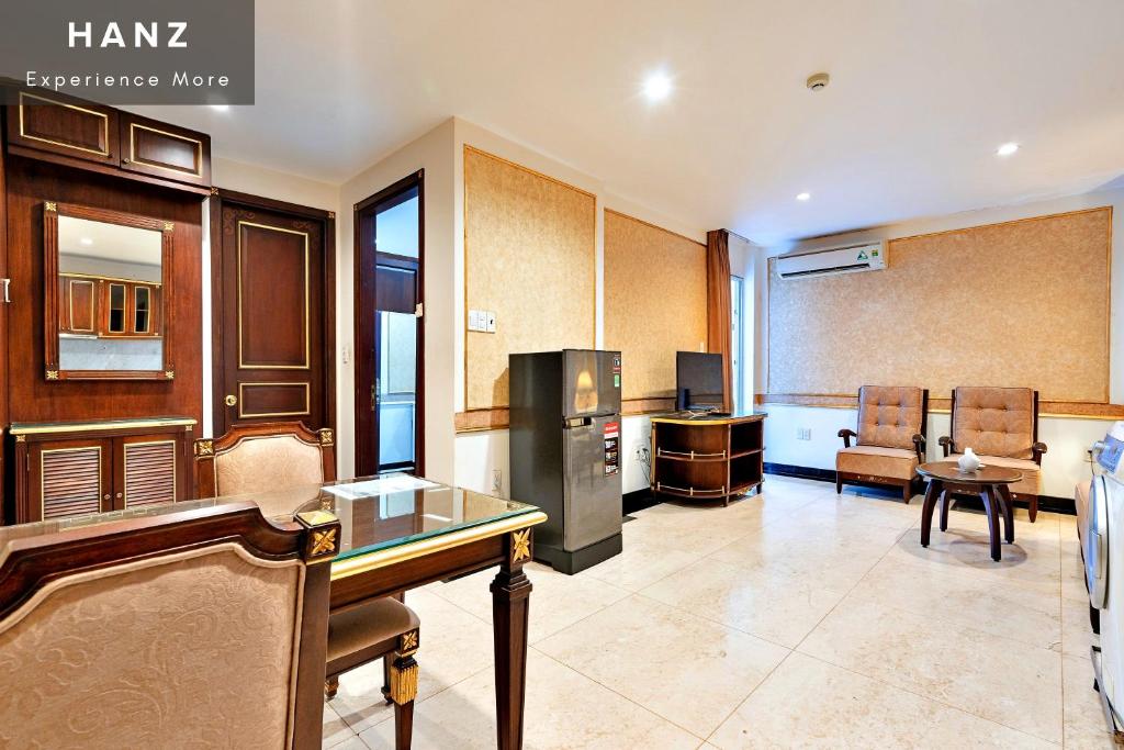 HANZ 345 Business Suite Grand Residence