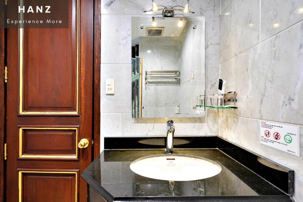 HANZ 345 Business Suite Grand Residence