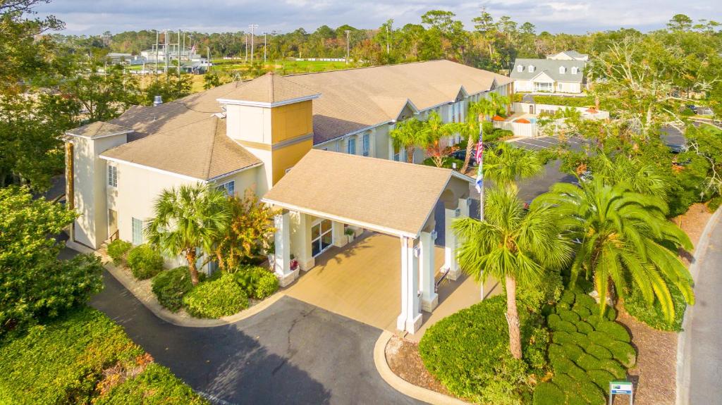 Holiday Inn Express Saint Simons Island, an IHG Hotel image
