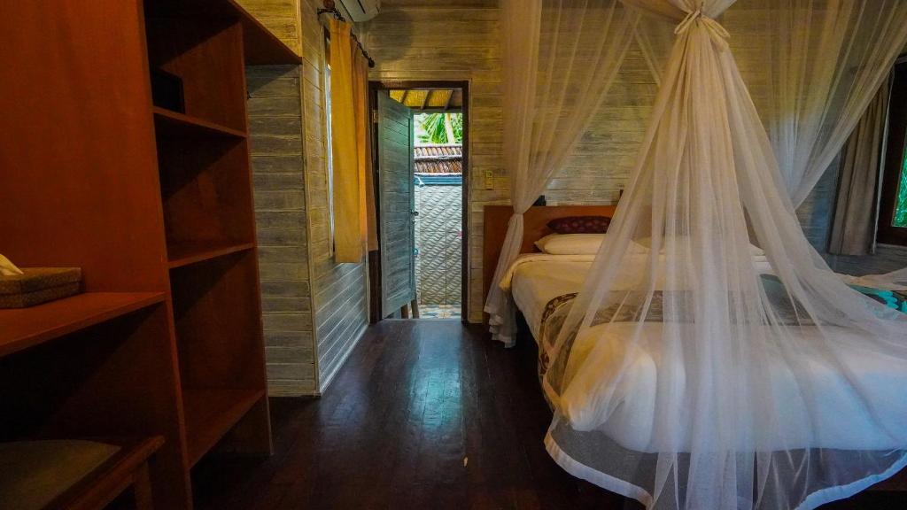 Darsan Lembongan Boutique Cottage - Tap to explore photos