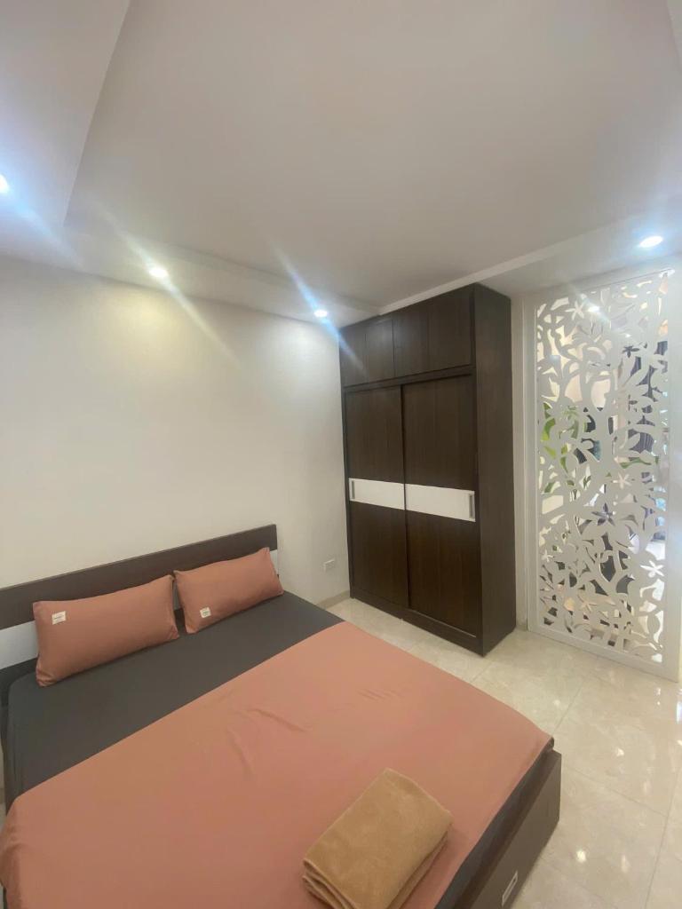 Michi House Chương Dương Độ, đị bộ 500m đến hồ Hoàn Kiếm