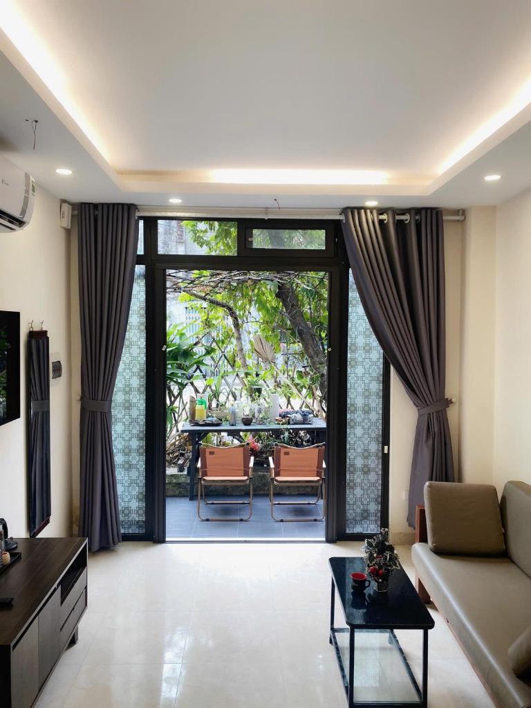 Michi House Chương Dương Độ, đị bộ 500m đến hồ Hoàn Kiếm