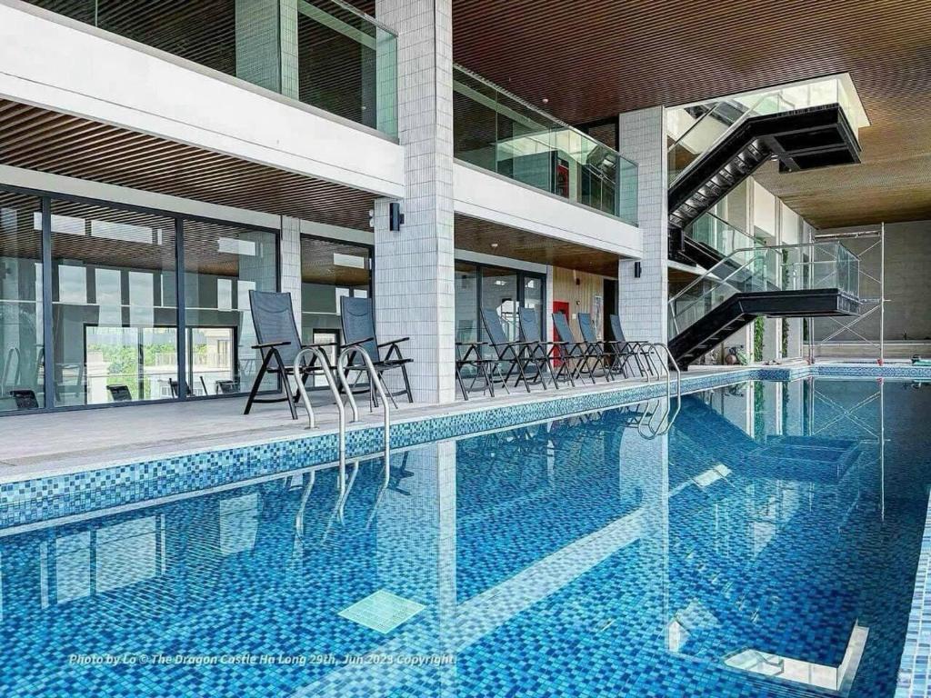 Dragon Castle Hạ Long