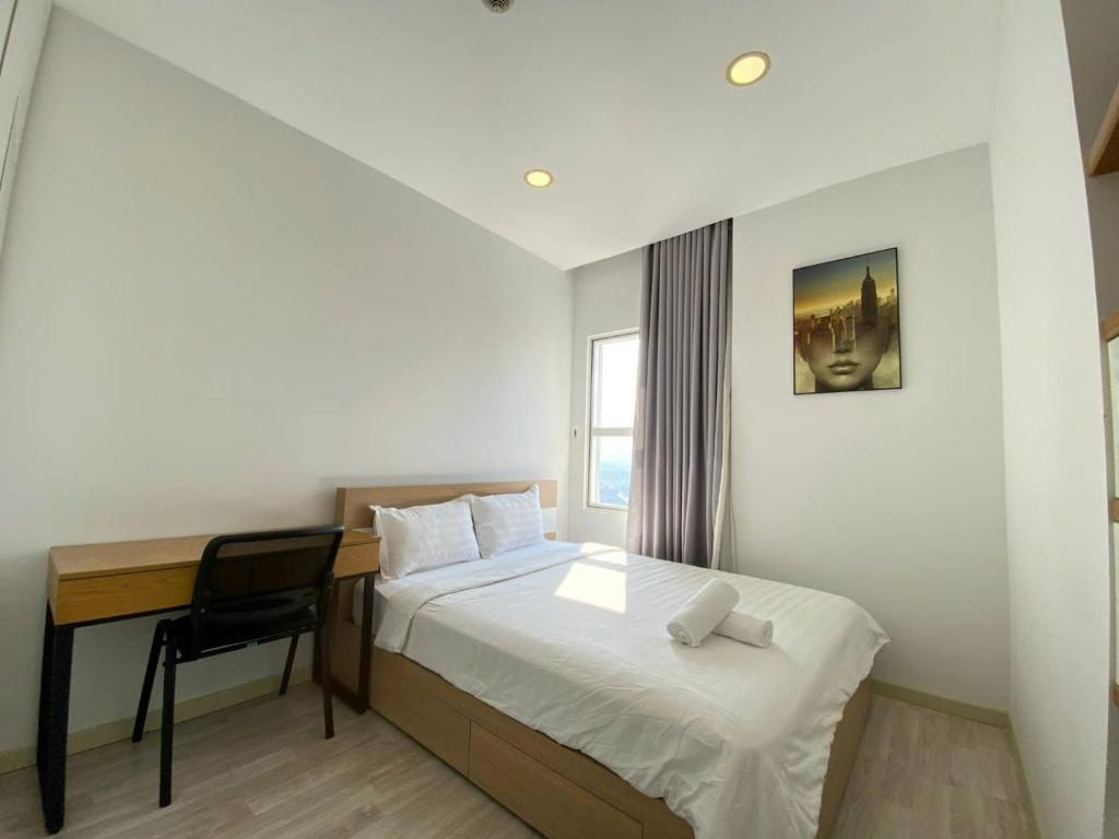 Home away from Home in Q7 Korean Town ,High floor