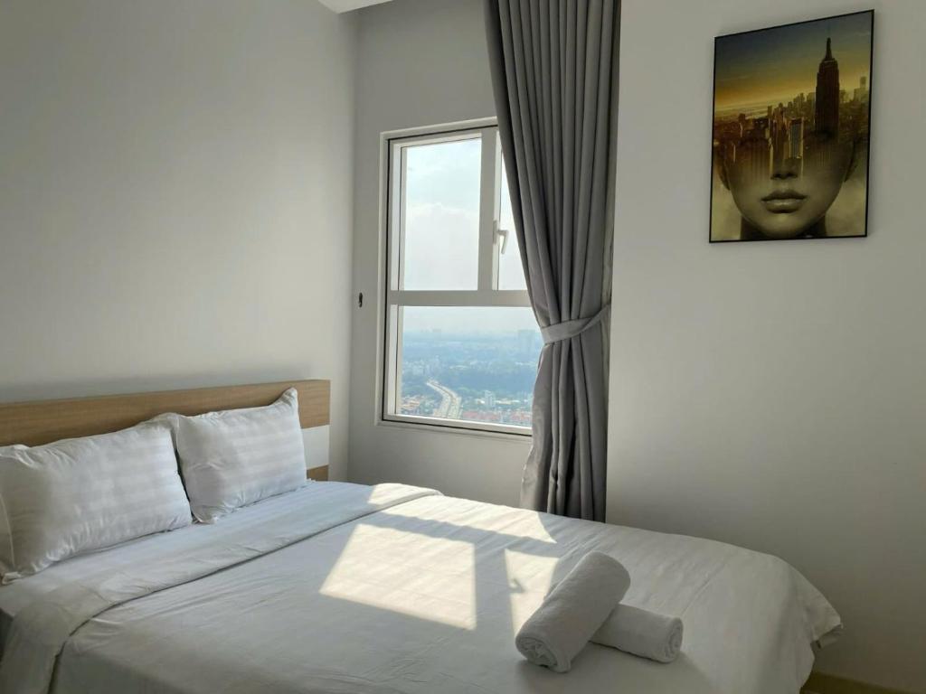 Home away from Home in Q7 Korean Town ,High floor