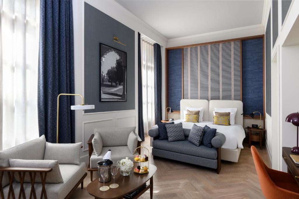 Hotel Metropole Geneve - Tap to explore photos