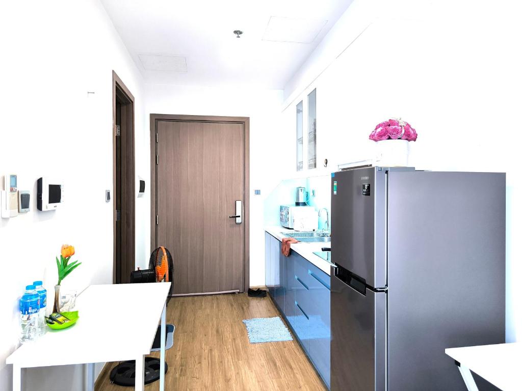 Vinhomes Green Bay sweet studio homestay