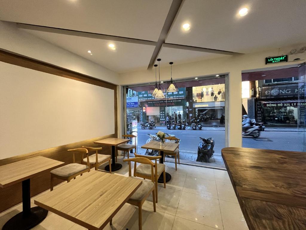 The Urban Slumber Inn City